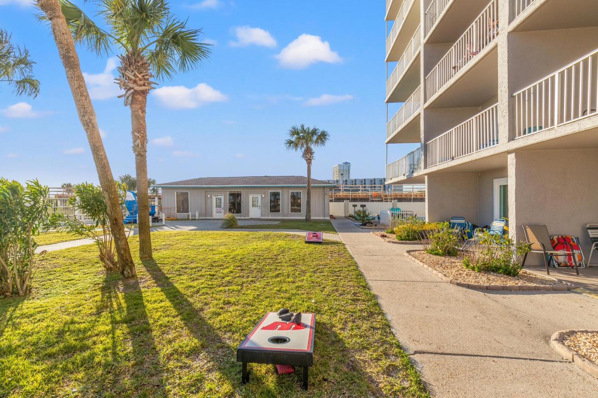 The Summit 524 Apartment
