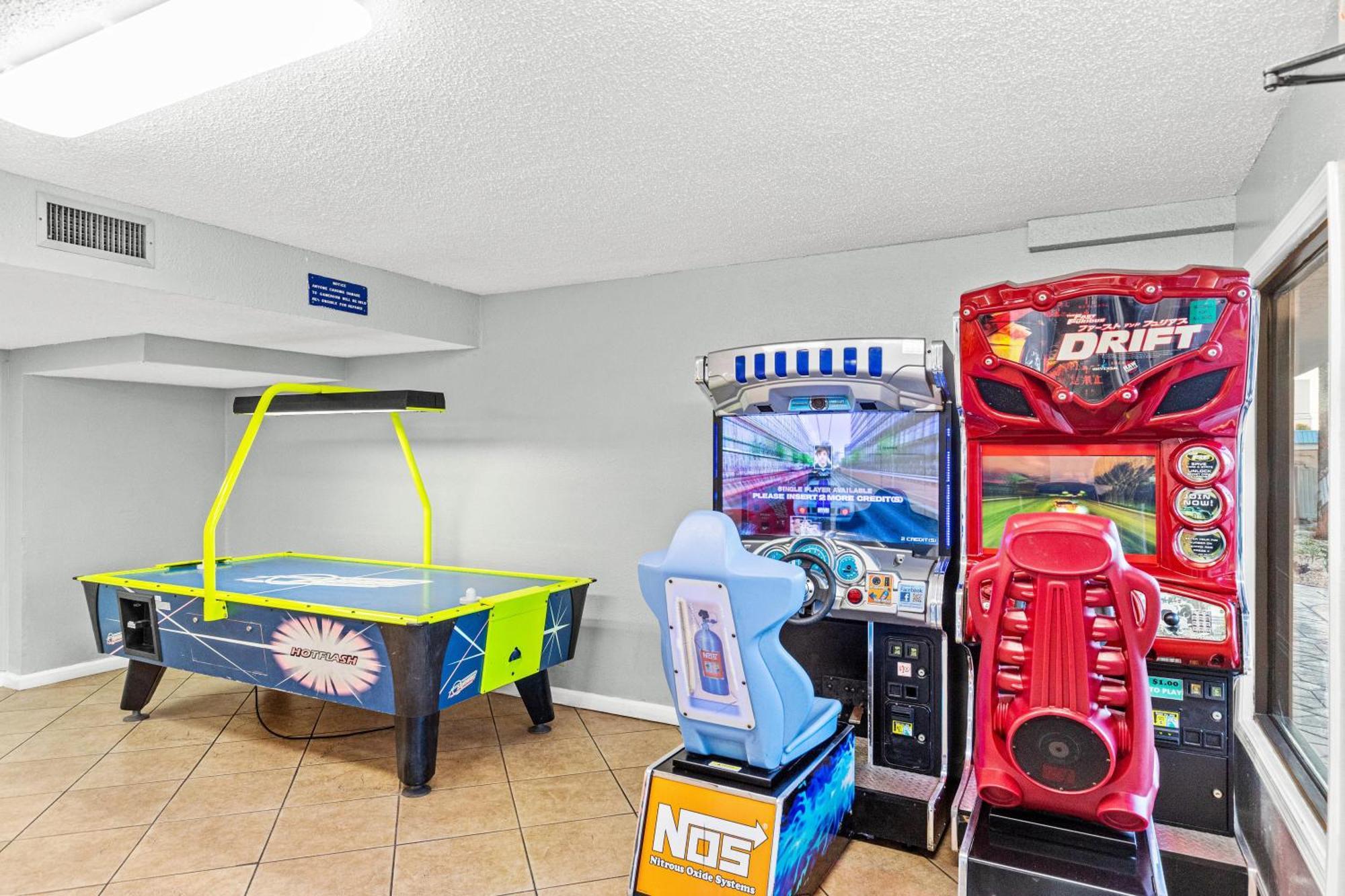 The Summit 524 Apartment